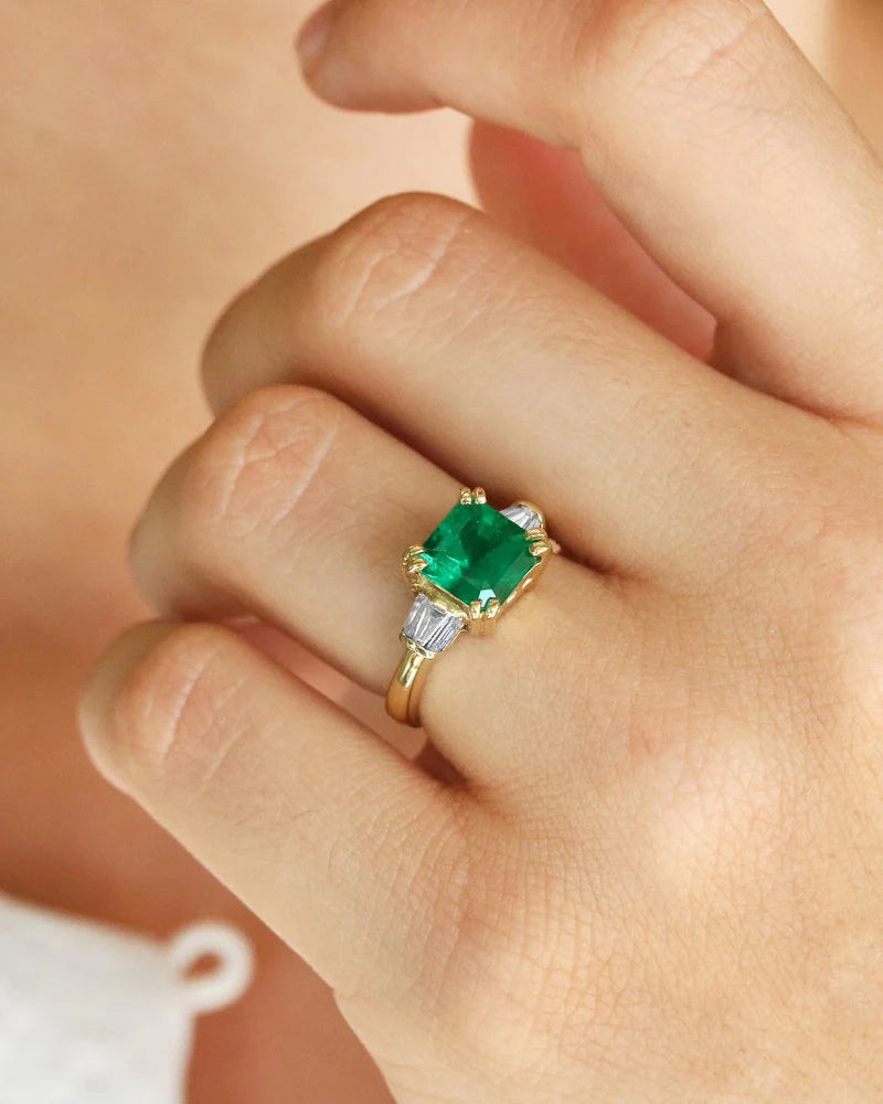 Sapphire, Emerald, or Morganite? Choosing the Perfect Gemstone for Your Custom Engagement Ring