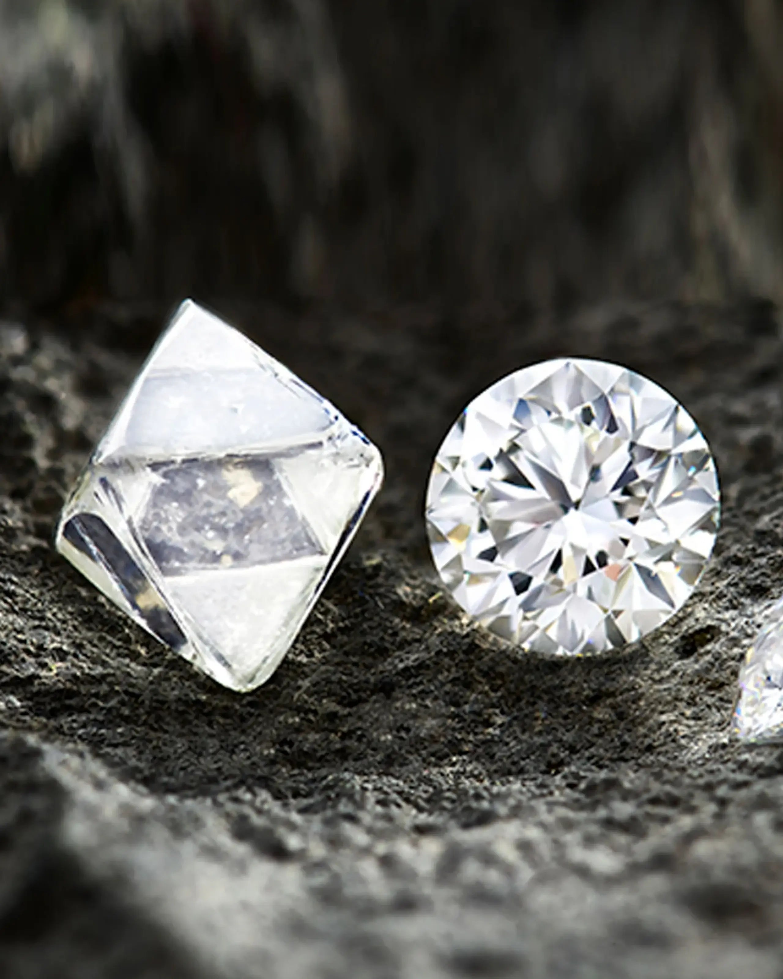 Diamond vs. Lab-Grown vs. Moissanite - Which Sparkles Supreme?