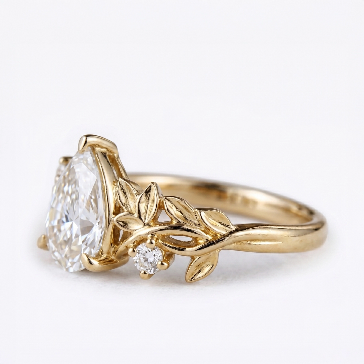 Pear Cut Moissanite Engagement Ring – Nature-Inspired 14K Gold Leaf Rings for women gift custom handmade jewelry