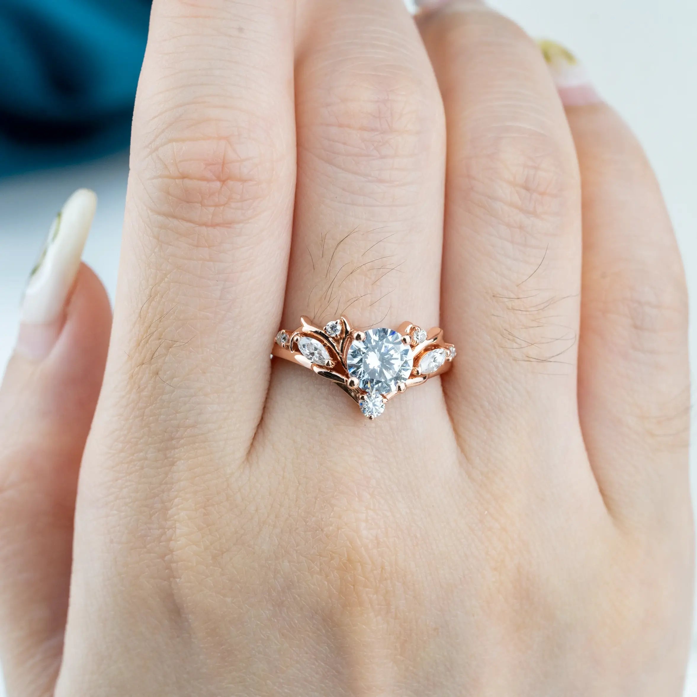 Round Cut Moissanite Engagement Rings for women anniversary ring luxurious Cluster Rings