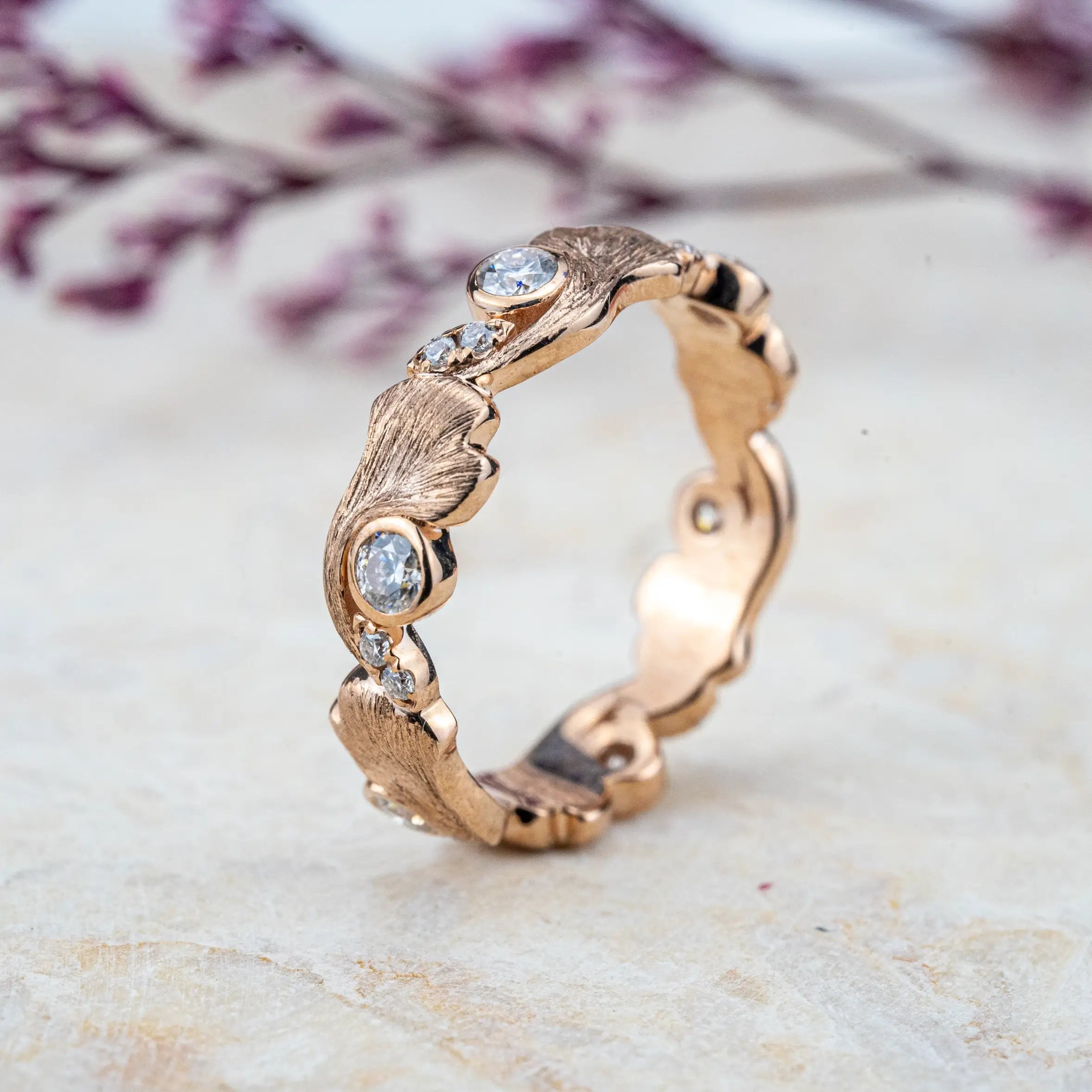 Anillo de Boda Ocean Whisper | Anillo de Oro Inspirado en Olas