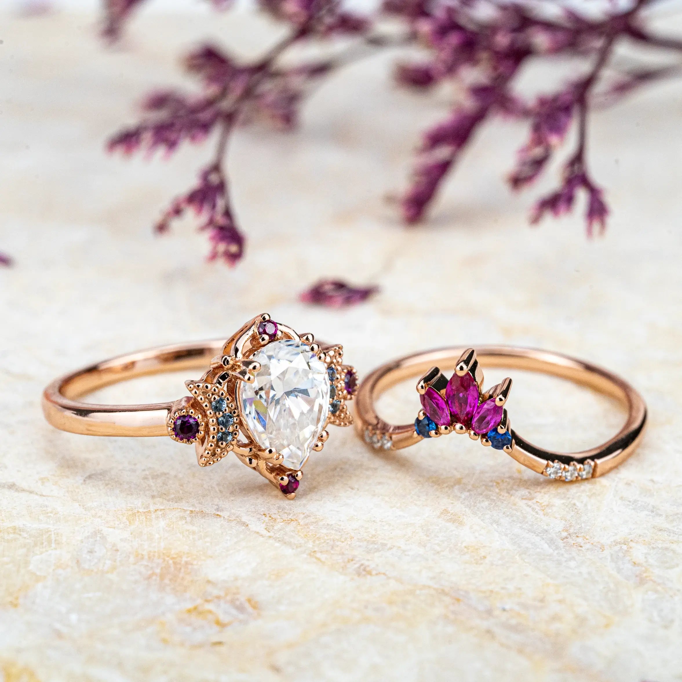 Anillos de Compromiso de Moissanita Celestial | Conjuntos de Novia de Lujo Vintage Personalizados