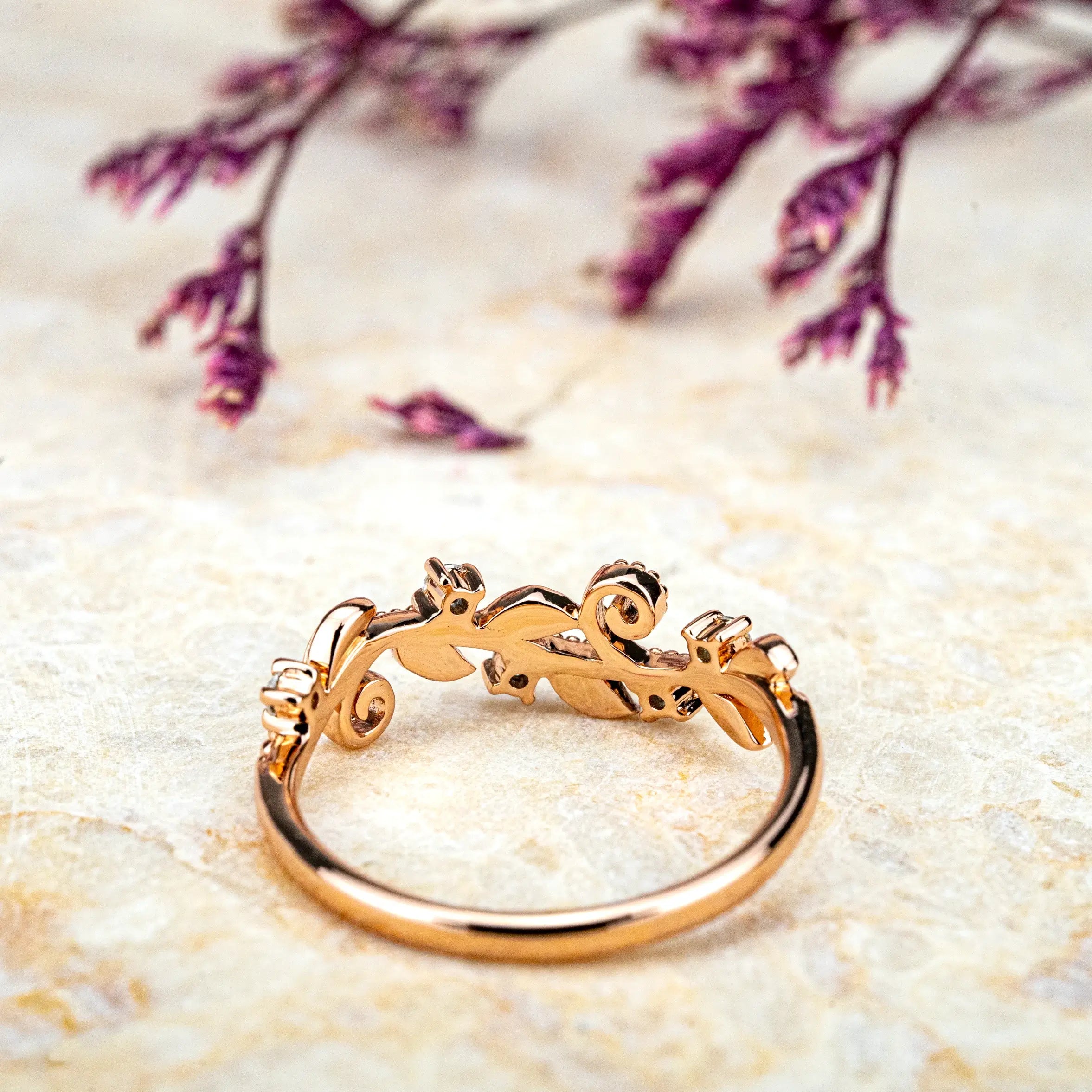 Anillos de hoja de diamante Florelle – Alianzas de boda inspiradas en la naturaleza
