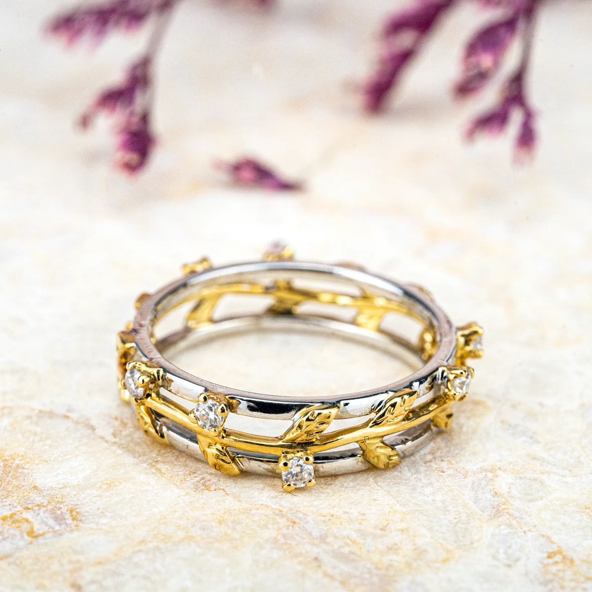 18K Gold Leaf Wedding Band – White and Yellow Gold Double Ring Design diamond band