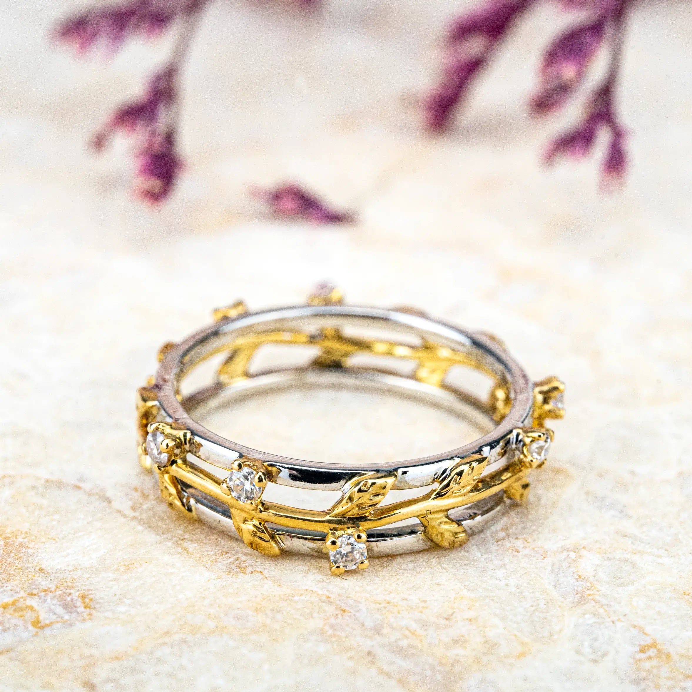 18K Gold Leaf Wedding Band – White and Yellow Gold Double Ring Design diamond band