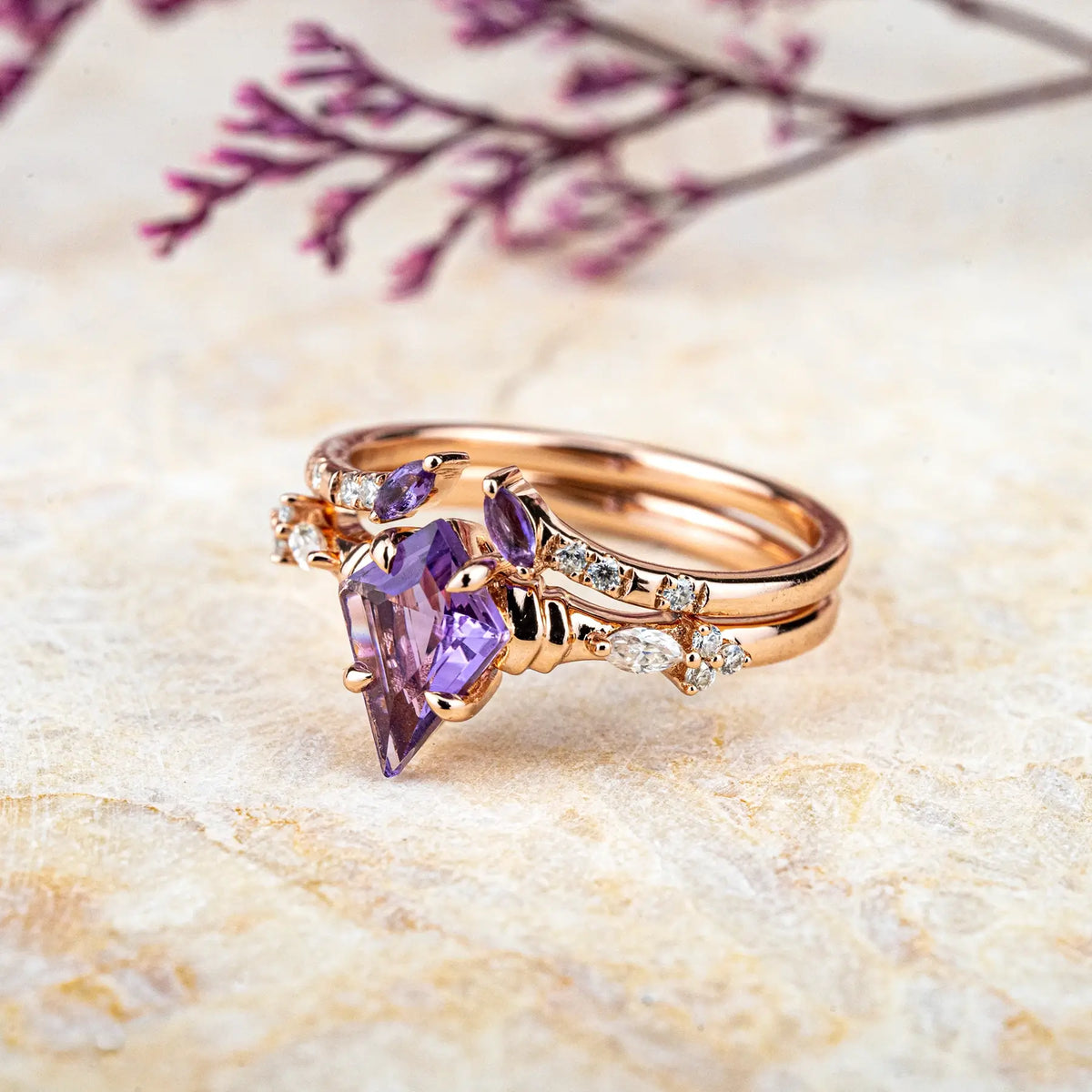 Kite Amethyst Ring Set – Noble and Luxurious Engagement Rings February Birthstone ring