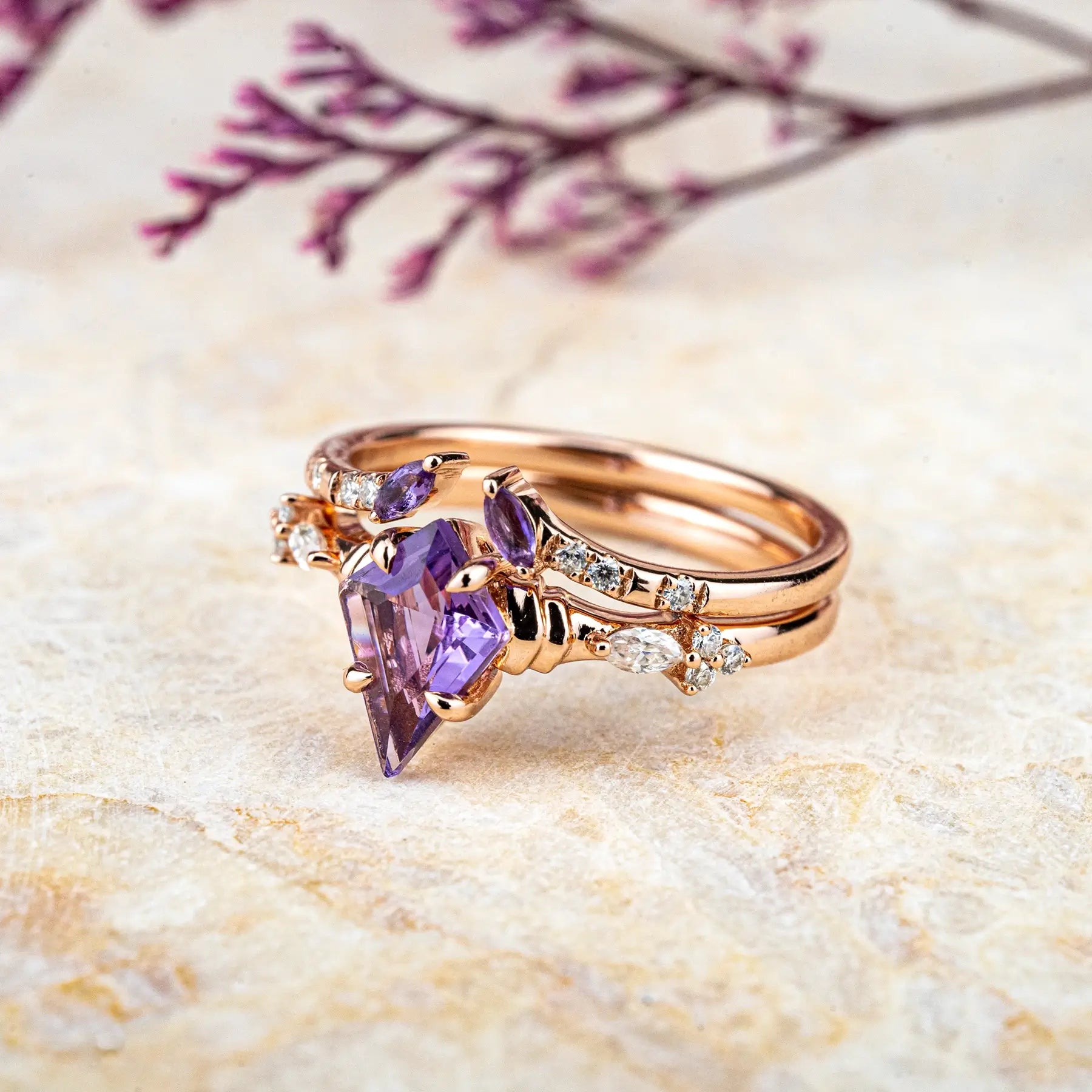 Kite Amethyst Ring Set – Noble and Luxurious Engagement Rings February Birthstone ring