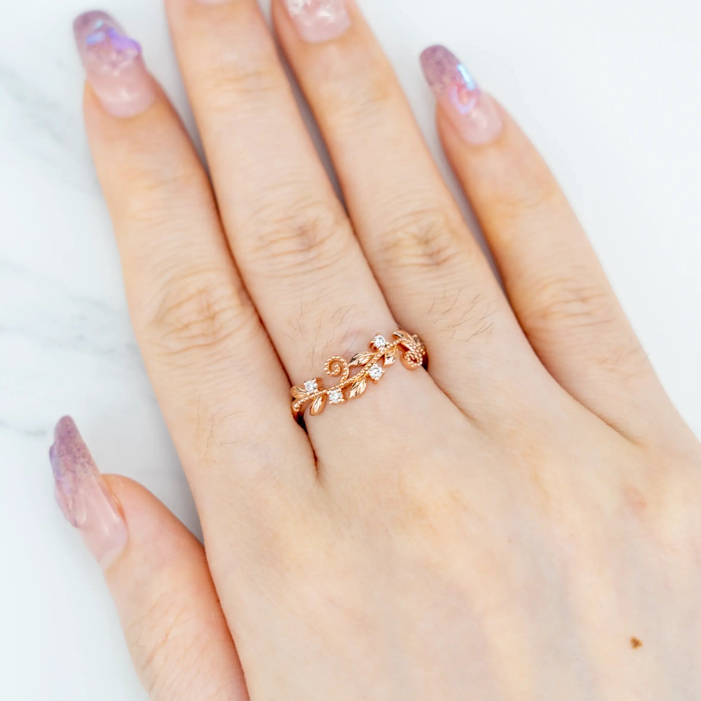 Anillos de hoja de diamante Florelle – Alianzas de boda inspiradas en la naturaleza