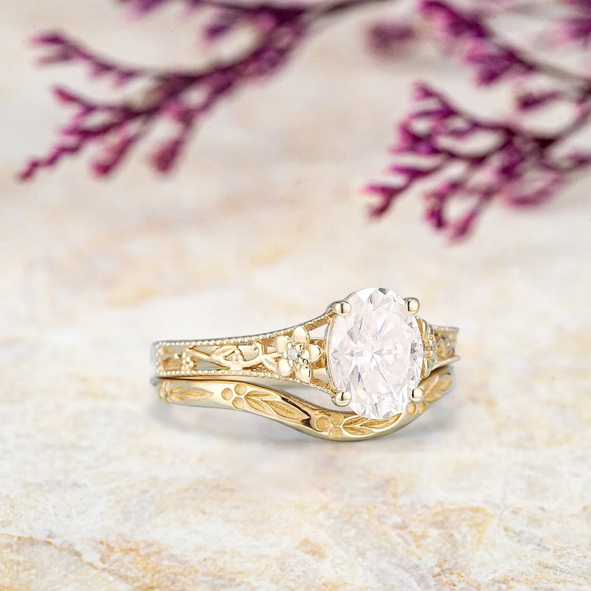 Vintage Moissanite Engagement Ring Set Nature Engraved Curved Band Moissanite Wedding Ring Solid Gold Engraved Flower Leaf Promise Rings