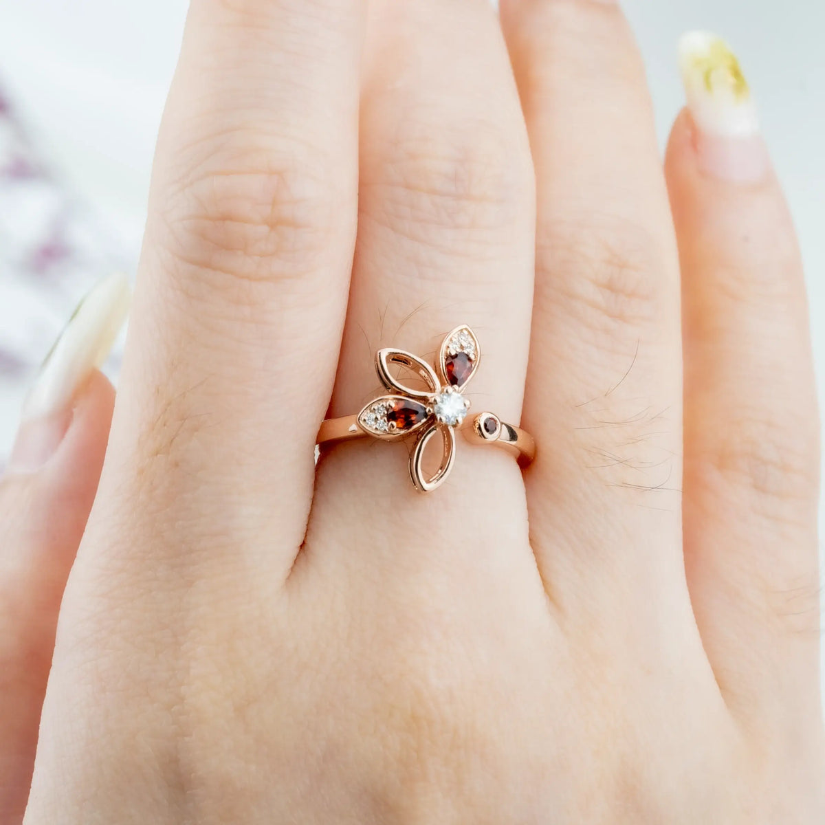 Flower Garnet Rings Birthstone Diamond Engagement Ring For Women Daily Rings