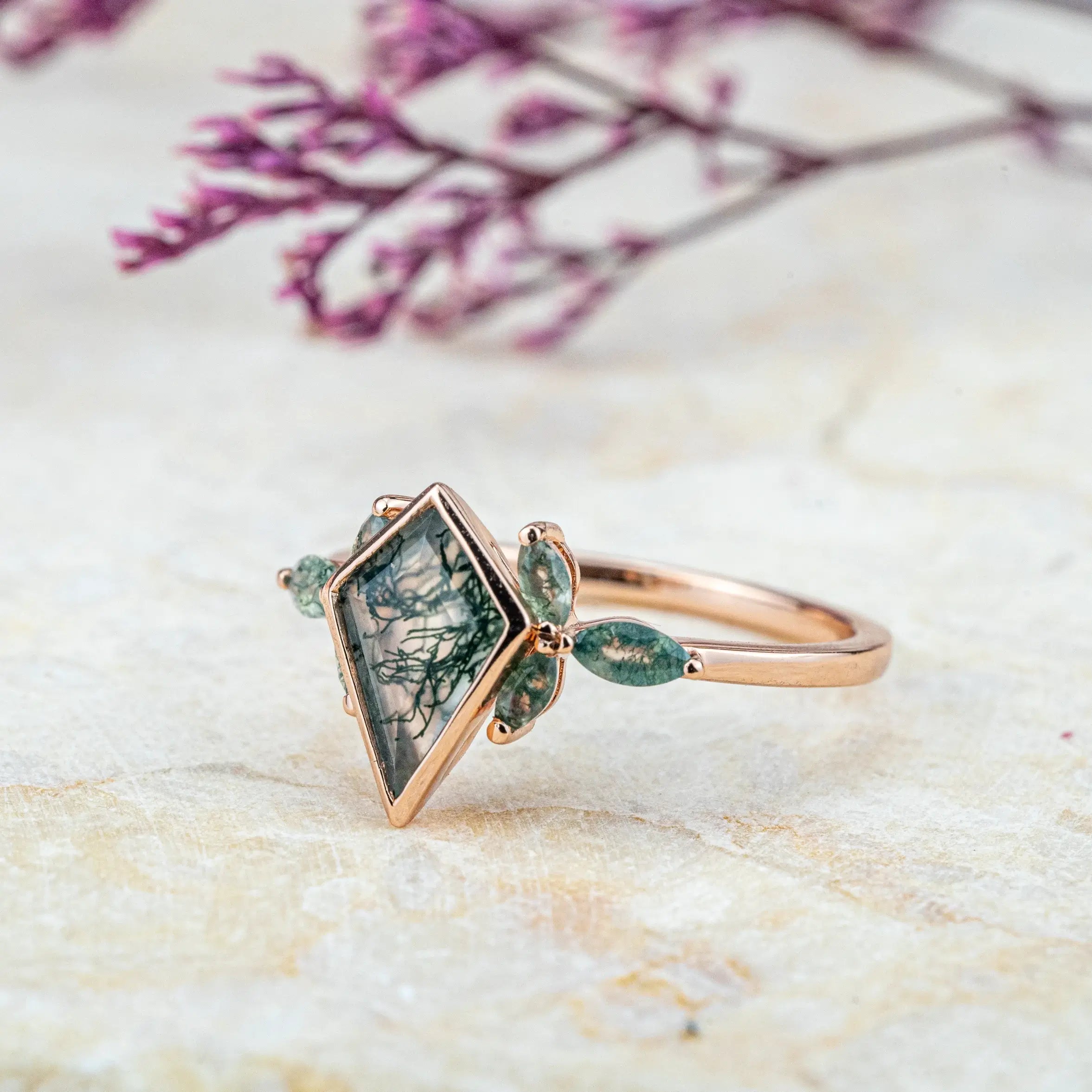 Customized unique luxury Beze Set Kite Cut Moss Agate Rings Natural Inspired Design Flora 18k Rose Gold Ring for ladies