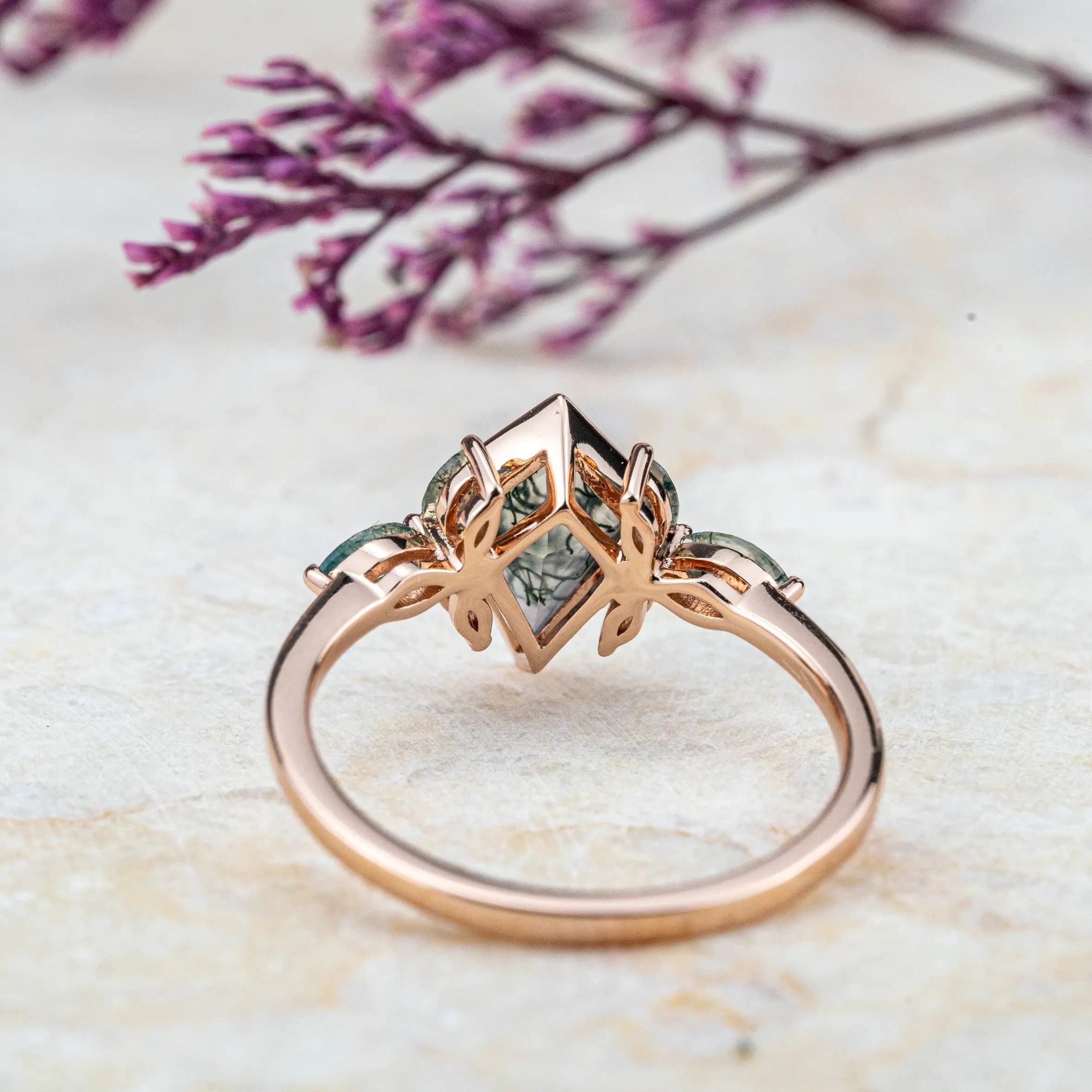 Customized unique luxury Beze Set Kite Cut Moss Agate Rings Natural Inspired Design Flora 18k Rose Gold Ring for ladies