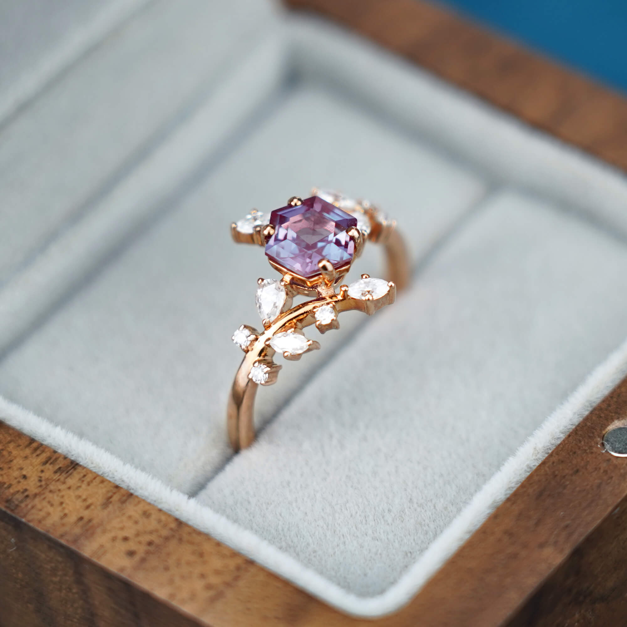 Art Alexandrite Ring | Floral Natural-Inspired Engagement Rings