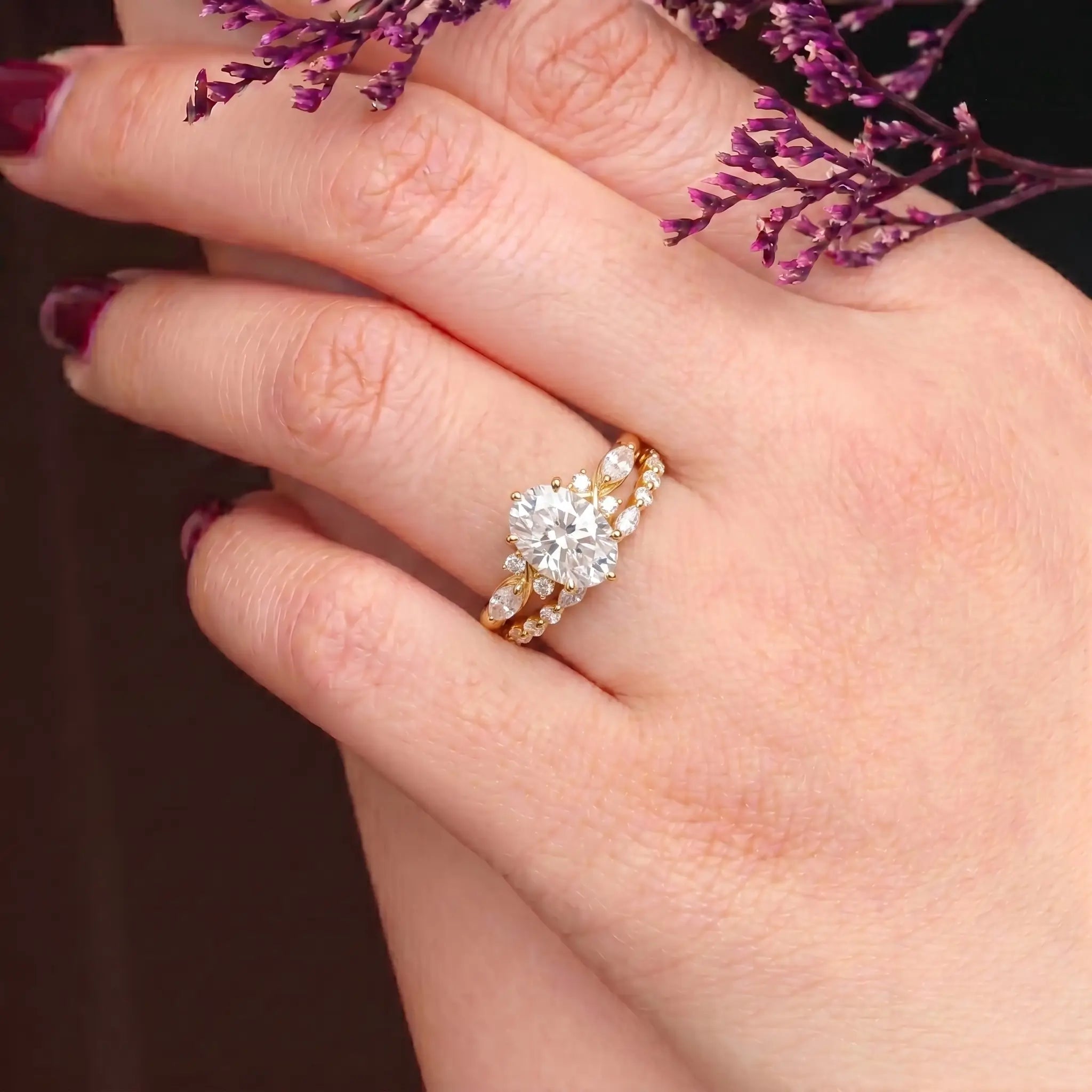 High-end luxury custom jewelry, Oval Cut Moissanite Infinity Rings Set for women