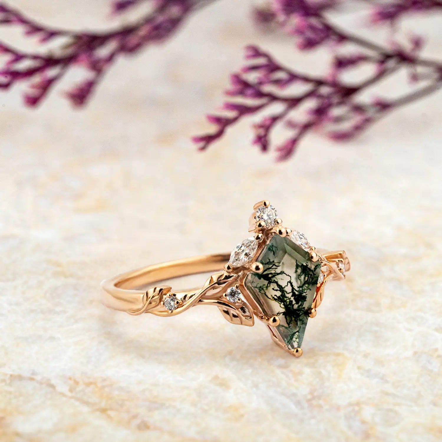 kite cut moss agate gold ring with leaf details and floral band orleone jewelry