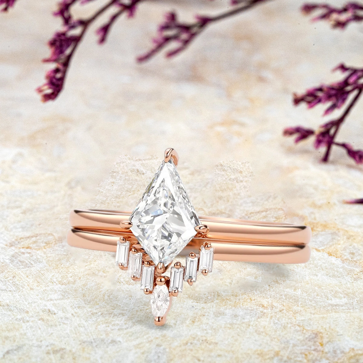 Ensemble de bagues Stellar Elegance - Bagues de fiançailles en diamant de laboratoire taille cerf-volant