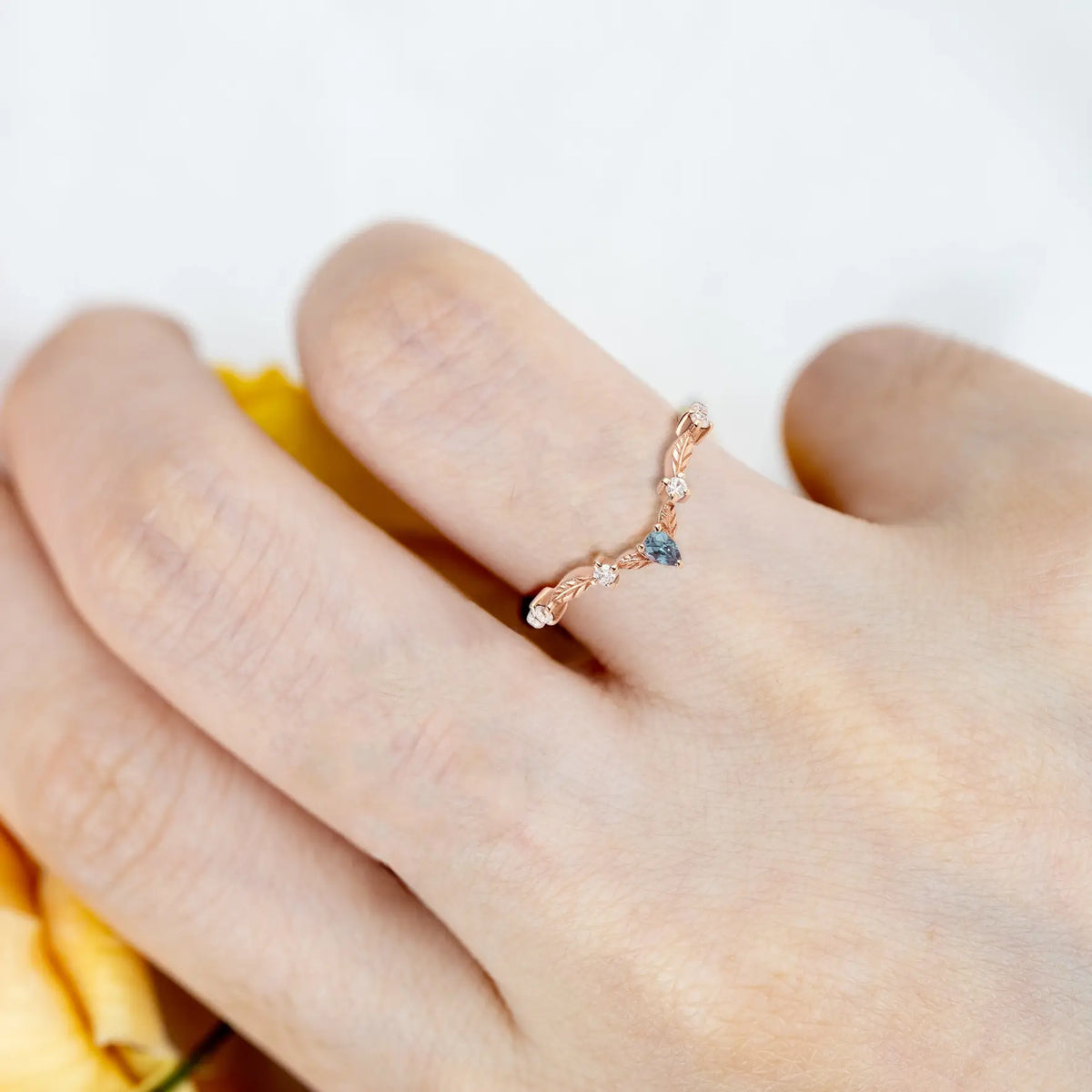 Marquise Alexandrite Leaf Wedding Band – Nature-Inspired Elegance | orleone leaf band