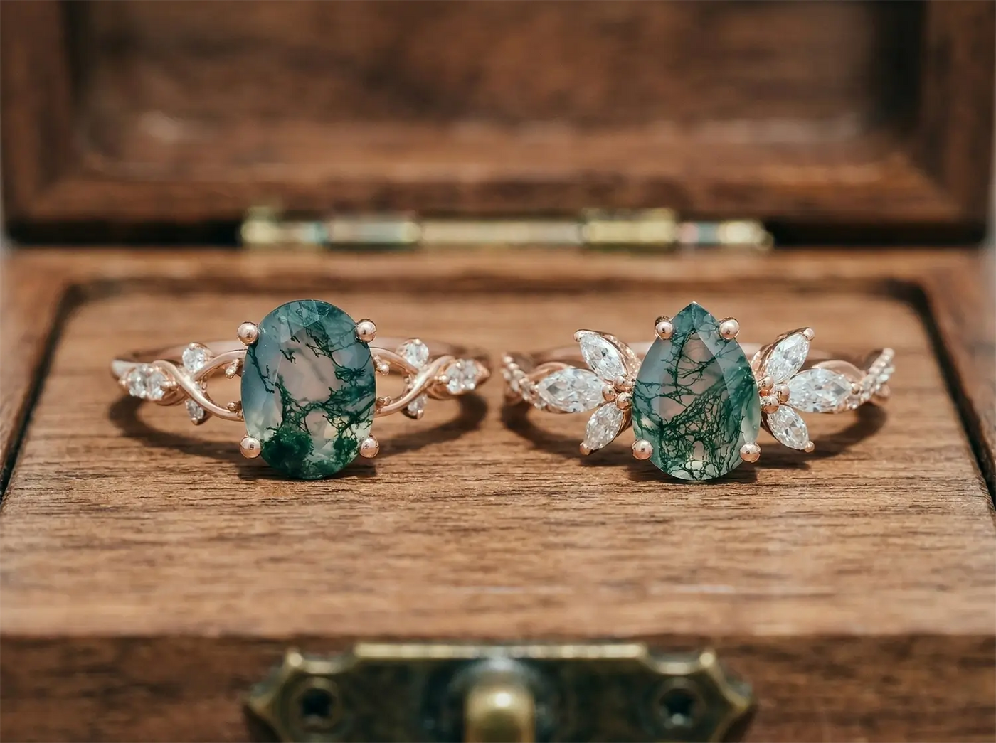Orleone moss agate engagement ring