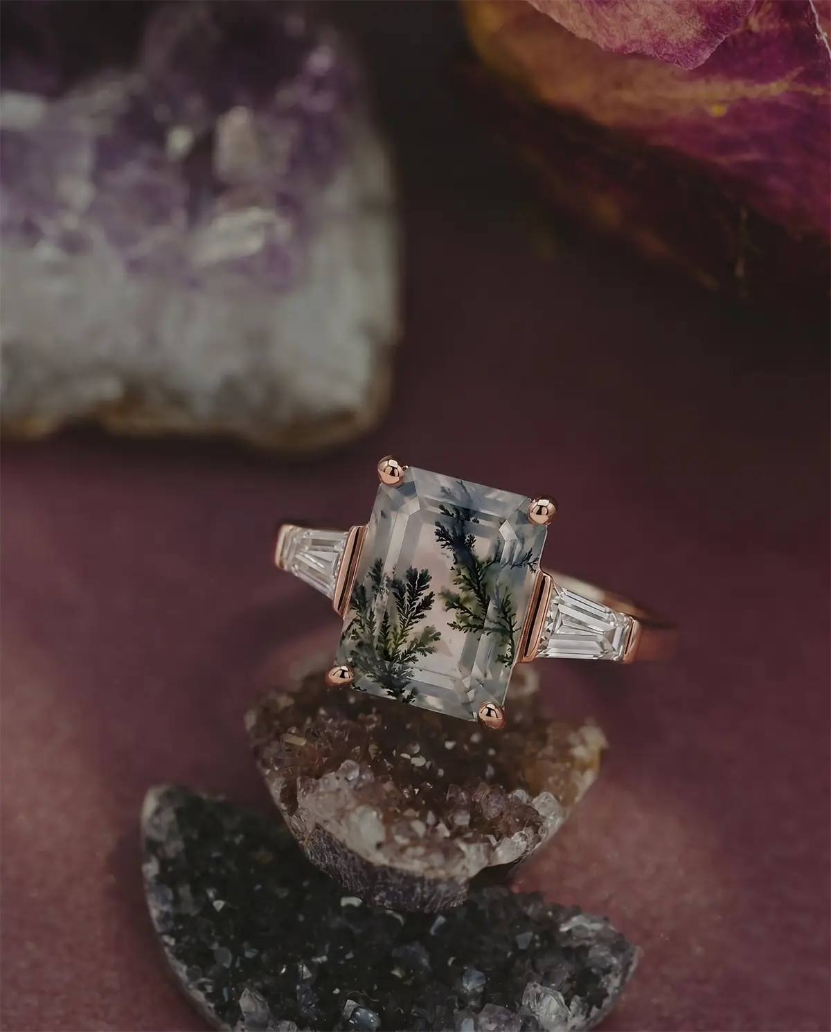 Close-up view of the polished 5x3x1.6mm straight baguette moissanite accent gemstone seamlessly flanking the central setting